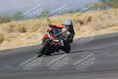 media/Nov-06-2023-Moto Forza (Mon) [[ce023d0744]]/3-Intermediate Group/Session 3 (Turn 16)/